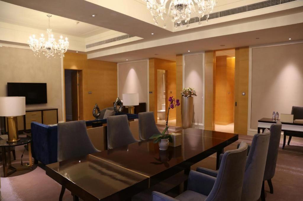 Ming Du Lakeside Hotel Наньнін Екстер'єр фото